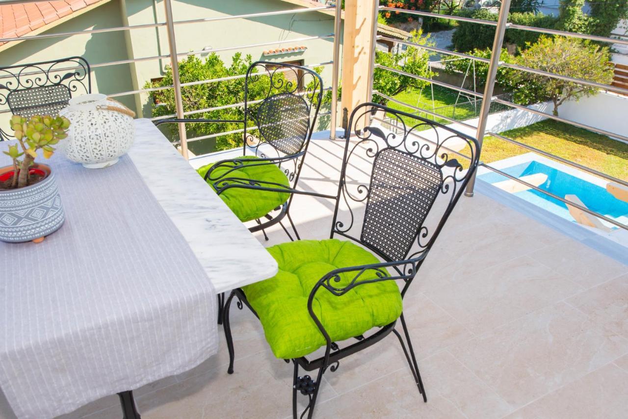 Acharavi Beach Villa Ngoại thất bức ảnh