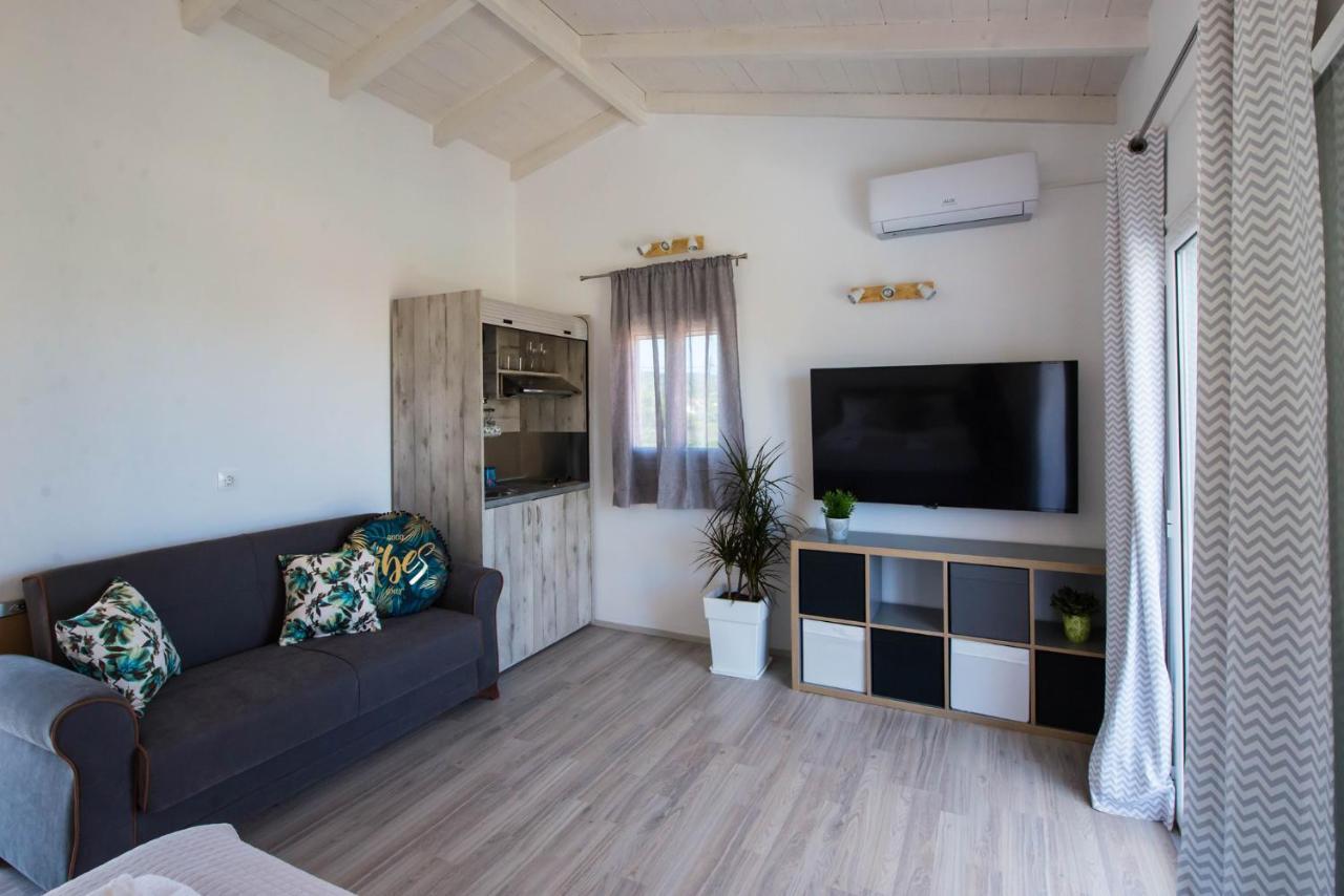 Acharavi Beach Villa Ngoại thất bức ảnh